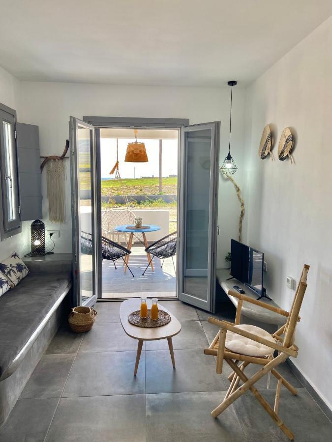 Aeron Suites Éxo Goniá Eksteriør bilde