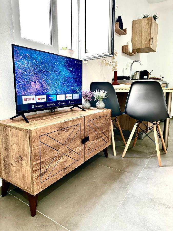 Aeron Suites Éxo Goniá Eksteriør bilde